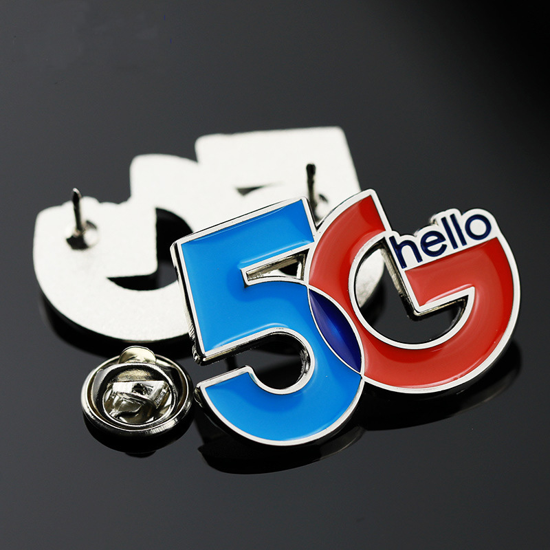 金屬烤漆襟章定制