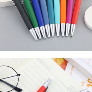 Push-on oil-based advertising pen