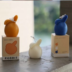 Rabbit-shaped scented candle