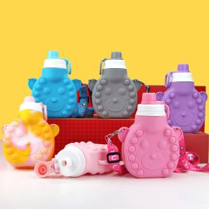 Folding silicone kettle for children