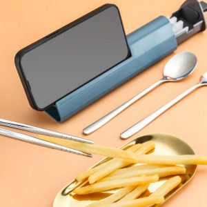 Three-piece pull-out cutlery set