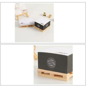 You can tear off a small wooden sticky note