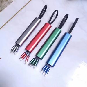 Retractable storage data cable