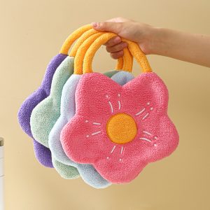 Floral shaped coral velvet towel