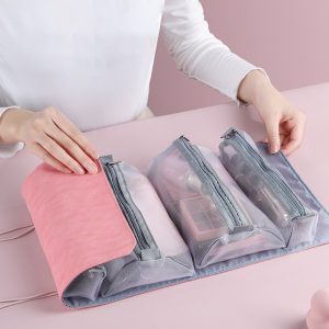 Foldable carrying bag