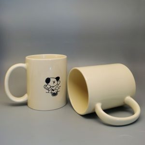 Ceramic mug with ear slim waist