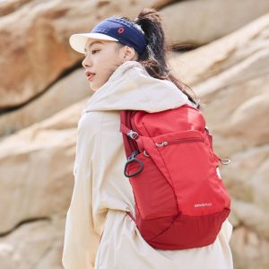Backpack for outdoor hiking and hiking