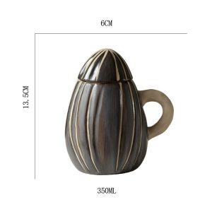 Ceramic cup with lid in the shape of melon seeds