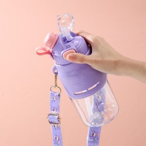 Double-port bouncing portable water bottle