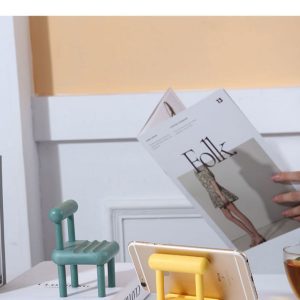 Creative chair-shaped phone holder