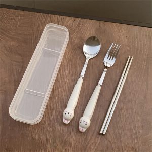 Japanese-style cartoon rabbit-shaped tableware