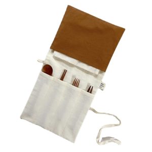 Wooden cutlery pocket included